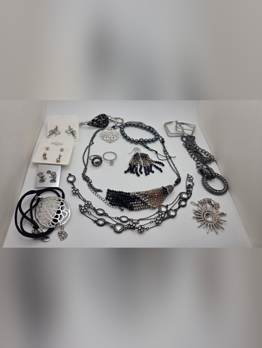 VINTAGE & Y2K DESIGNER JEWELRY LOT 14 PC Stella & Dot Lia Sophia 18KGP Hematite